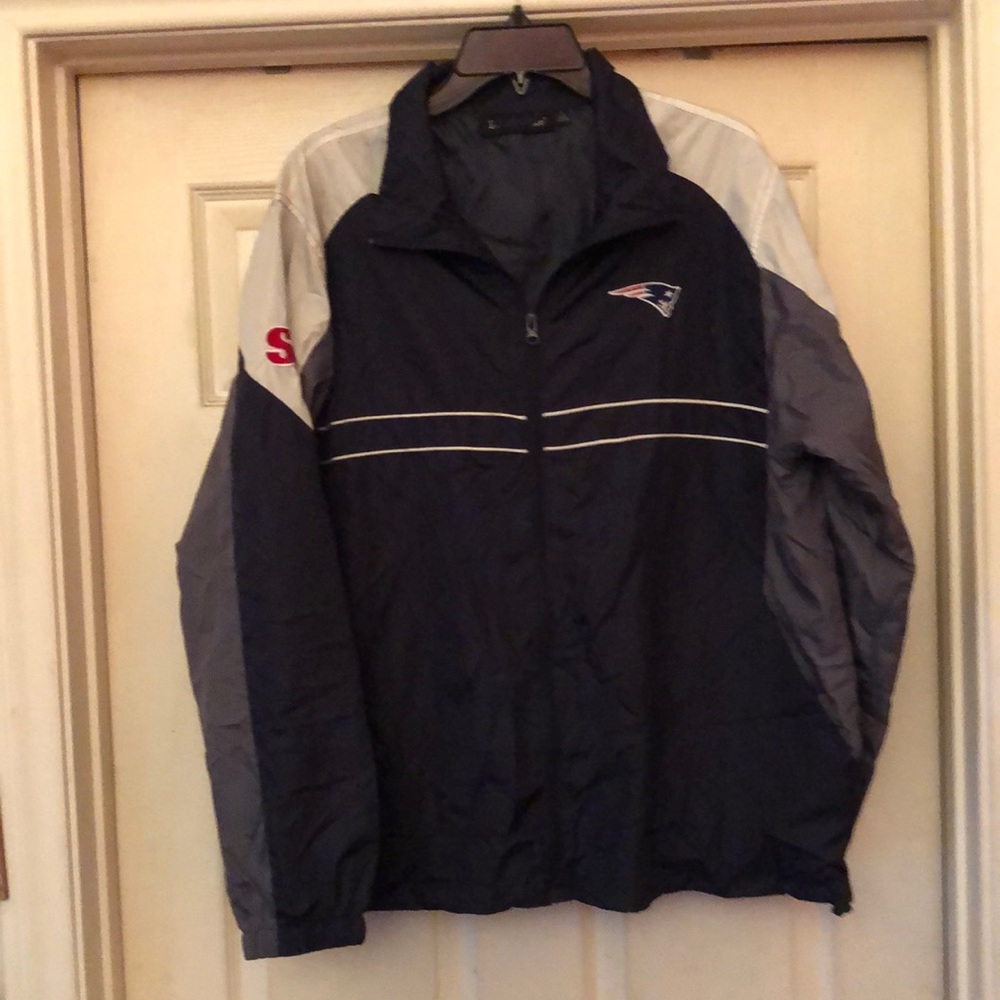 NEW🏈Patriots Windbreaker